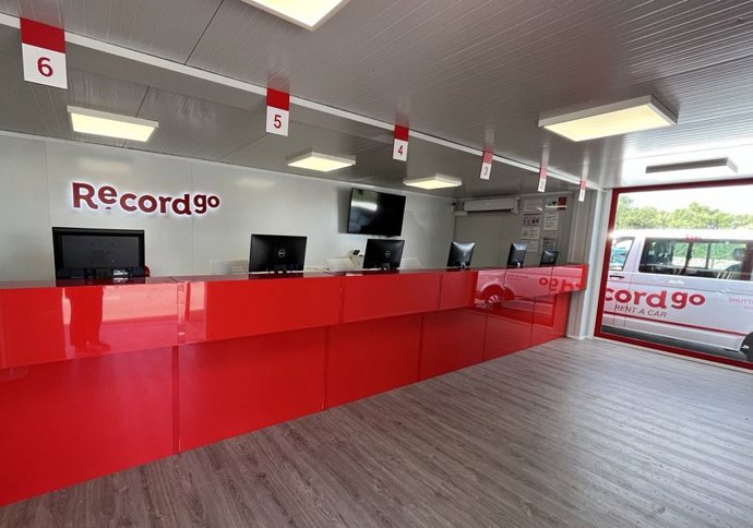 Oficina de Record go rent a car en Baleares.
