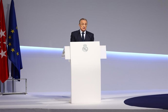 Archivo - Florentino Pérez, presidente del Real Madrid, durante una Asamblea General del club