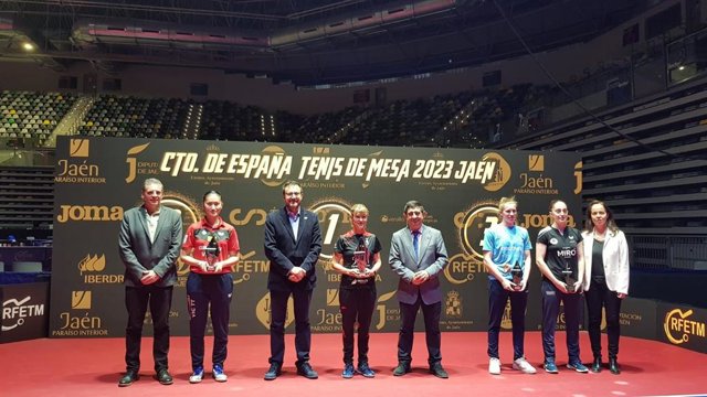 Entrema de premios en el Campeonato de España de Tenis de Mesa