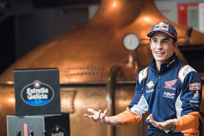 Archivo - El piloto de MotoGP Marc Márquez (Repsol Honda Team) en un acto de Estrella Galicia 0,0 en el MEGA (Museo de Estrella Galicia), en A Coruña