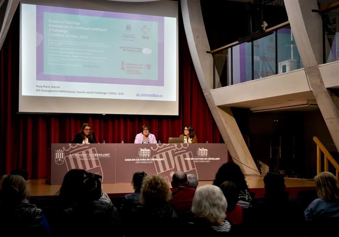 Reunió de la Generalitat Valenciana per a donar a conéixer les mesures contingudes en el nou Decret Llei sobre emergncia residencial i abusos en l'mbit immobiliari.