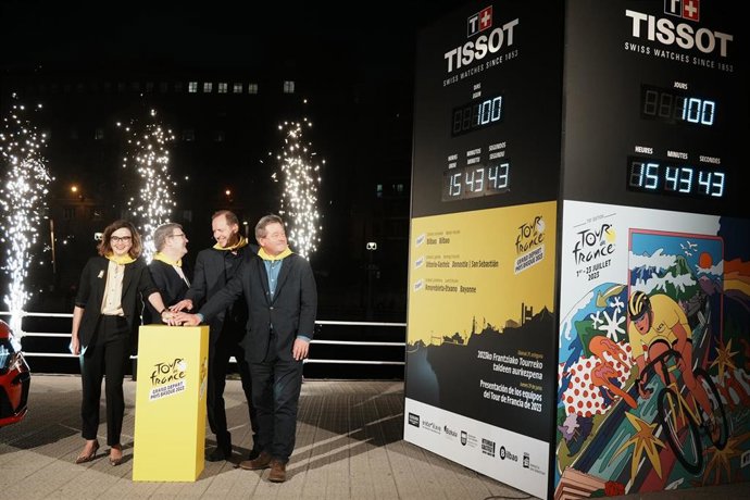 Acto de inicio de la cuenta atrás de los 100 días para la gran salida del Tour de Francia en Bilbao