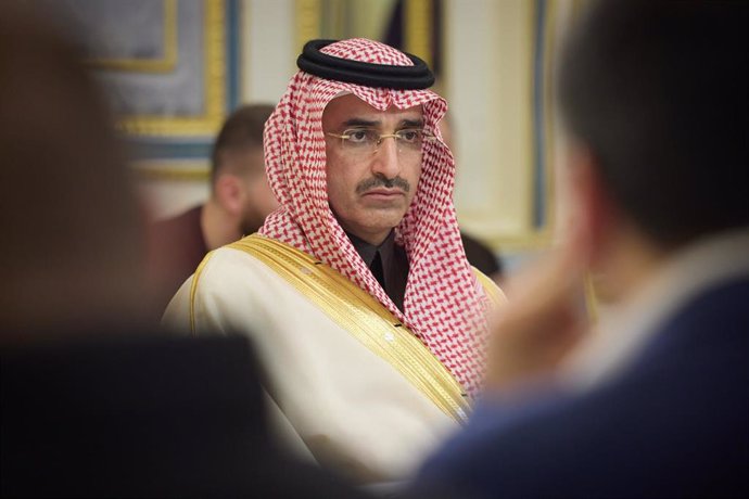 El ministro de Exteriores saudí, Faisal bin Farhan al Saud, durante su visita a Kiev el 26 de febrero de 2023.