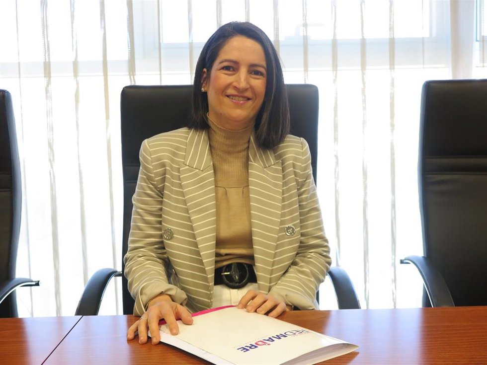 La presidenta de la Asociación Red Madre, Carmen García, comparece ante la Comisión de Sanidad y Política Social de la Asamblea Regional de Murcia