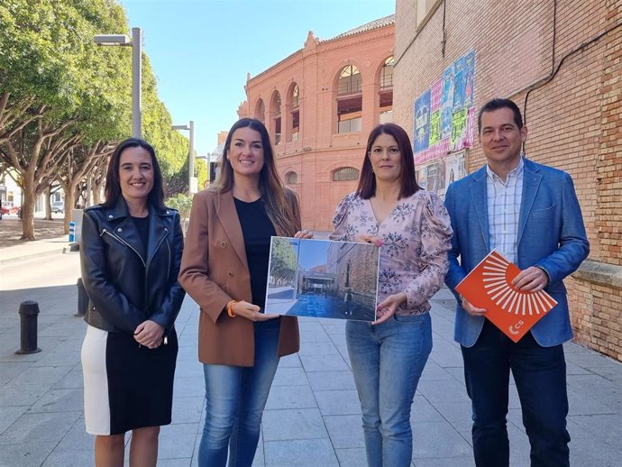 Las candidatas de Ciudadanos a las alcaldías de Málaga y Rincón de la Victoria, Noelia Losada y Ana Belén Palomo, en una rueda de prensa conjunta