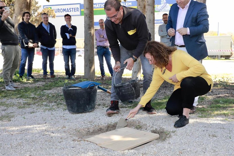 Colocan la primera piedra del nuevo CEIP de Inca, que podría estar en funcionamiento en el curso 2024-2025.