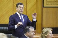 Moreno defiende que el PP ocupa la "centralidad" política y social en Andalucía: "Ni somos el PSOE ni somos Vox"