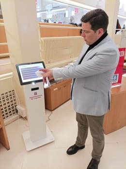 Kilian Cruz muestra el nuevo sistema en el Ruedo del Ayuntamiento