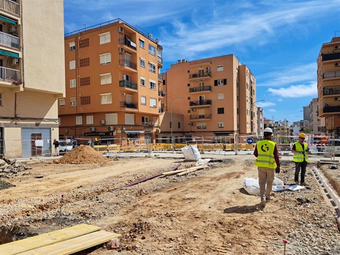 Avanzan las obras de la plaza San Cosme de Palma, que finalizarán en verano.