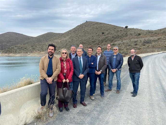 El Gobierno de La Rioja recibe de Acuaes la explotación del embalse del Arroyo Regajo en Cornago