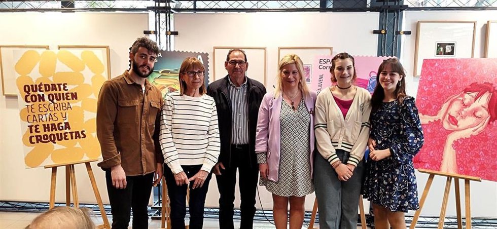 Correos entrega los premios de su IX Concurso Nacional de Sellos 'Disello' en Huelva.