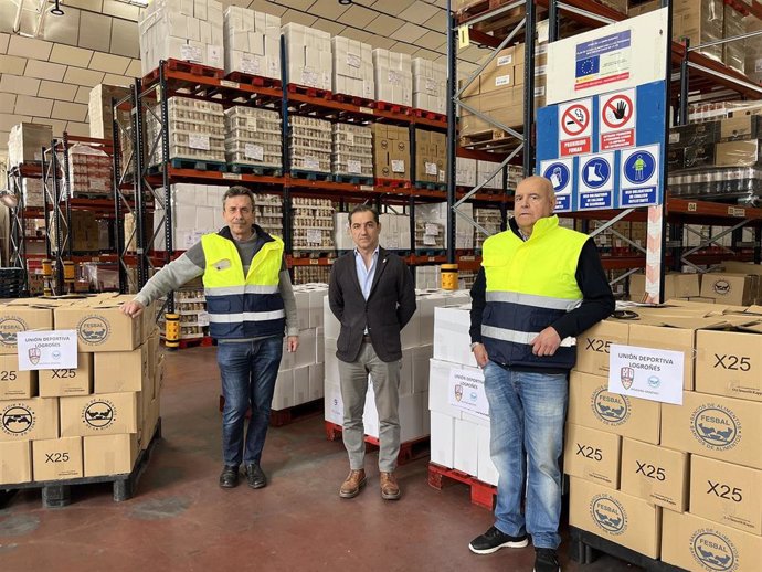 La UD Logroñés entrega al Banco de Alimentos 3 toneladas de kilos de Alimentos