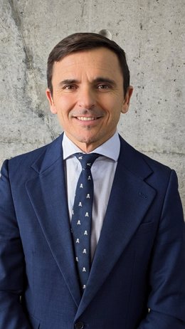 El presidente de la Asociación de Agencias de Viajes de Huelva y de la Federación Andaluza de ese mismo sector, Luis Arroyo.
