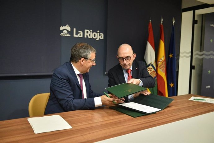El Gobierno de La Rioja y la UR renuevan su colaboración en materia de servicios sociales