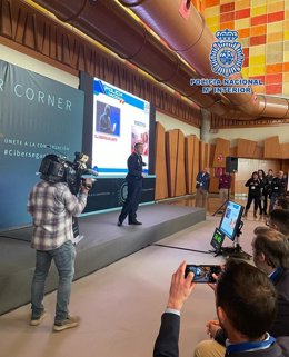 Nota De Prensa: La Policía Nacional Pone El Foco En La Prevención Como Arma Principal Frente A Los Delitos Tecnológicos, En El Ii Congreso De Ciberseguridad De Andalucía