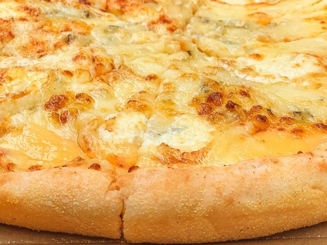 Las pizzas de Domino's Pizza están elaboradas con queso 100% mozzarela