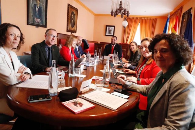 Np Y Fotos Reunión Consejo De Gobierno