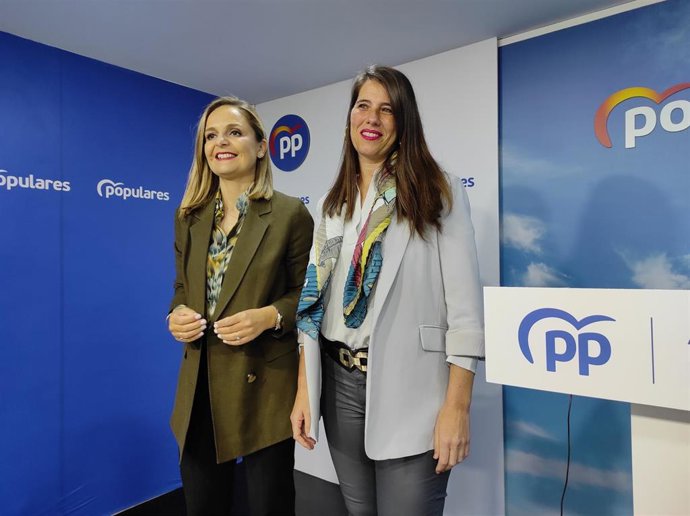 Maribel Torregrosa y Araceli Cabello.