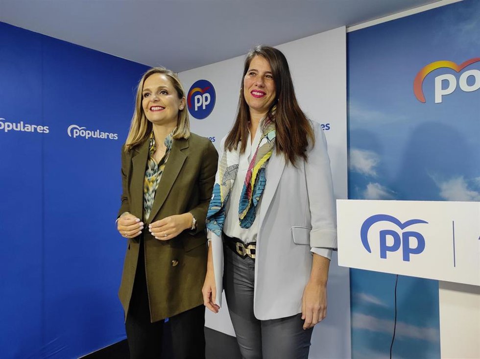 Maribel Torregrosa y Araceli Cabello.