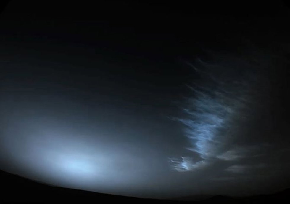 Amanecer con nubes en Marte