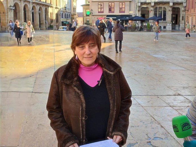 Archivo - La concejala del PSOE en el Ayuntamiento de Oviedo, Ana Rivas.