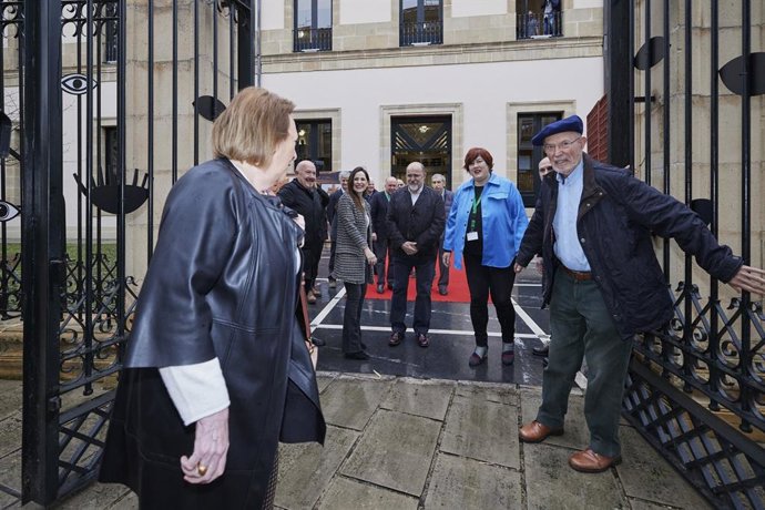 La ciudadanía podrá acceder al Parlamento durante toda la jornada, sin cita previa