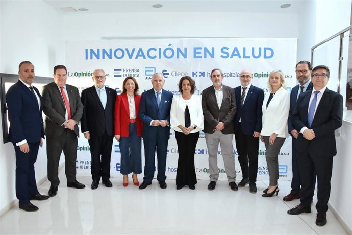 La consejera de Salud y Consumo de la Junta de Andalucía, Catalina García, en un desayuno informativo organizado por el periódico La Opinión de Málaga y Prensa Ibérica