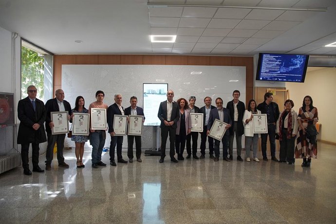 Nota De Prensa Y Fotografías. Vivienda