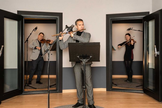 Archivo - Serenades.