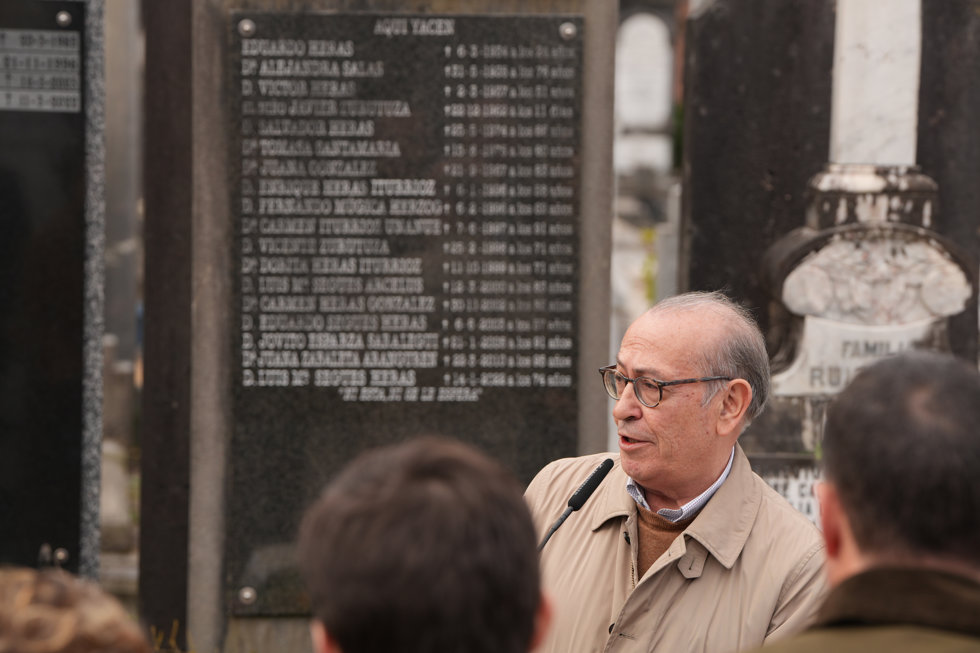 El exsecretario general del Partido Socialista de Euskadi-Euskadiko Ezkerra, Nicolás Redondo, interviene durante el acto del 27 aniversario del asesinato de Fernando Múgica a manos de ETA