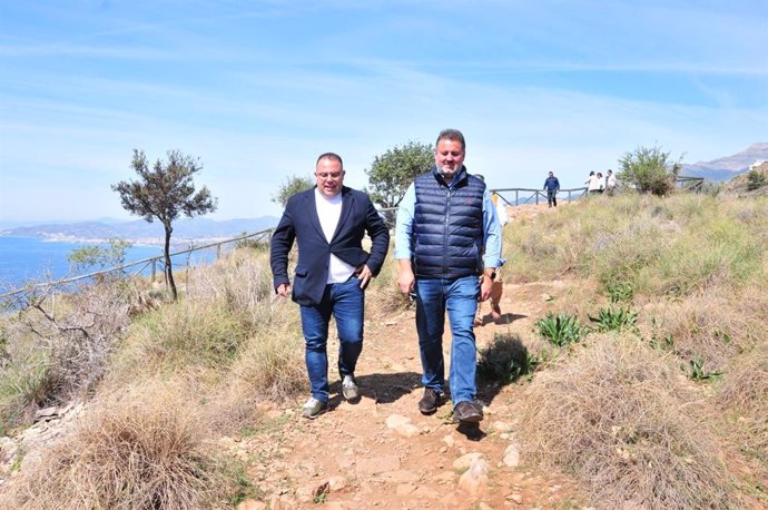 Juan José Ruiz Joya y Manuel Francisco García en el entorno de Cerro Gordo