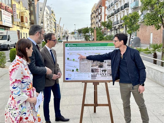 La delegada de Fomento, Articulación del Territorio y Vivienda, Cristina Casanueva, visita Pozoblanco.