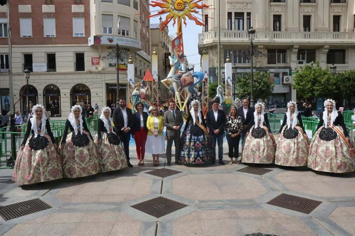 José María Bellido y Luis Barcala en las actividades de promoción de las Fogueres de Sant Joan de Alicante en Córdoba.