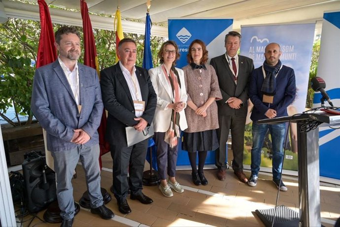 Les conselleres Meritxell Serret i Gemma Ubasart en la inauguració 