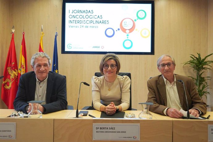 Inauguración de las primeras Jornadas Oncológicas Interdisciplinares, organizadas por la Universidad San Jorge y la Asociación Española Contra el Cáncer.
