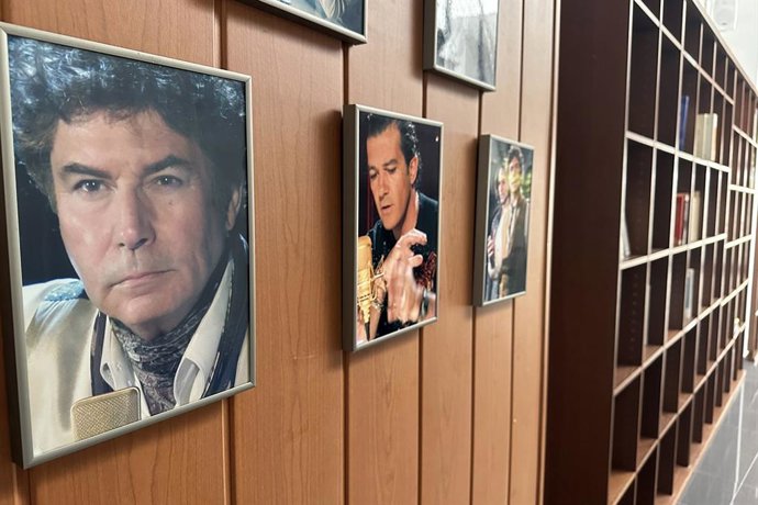 El Ayuntamiento de San Juan dará a conocer este martes la maqueta del monumento dedicado a Jesús Quintero.