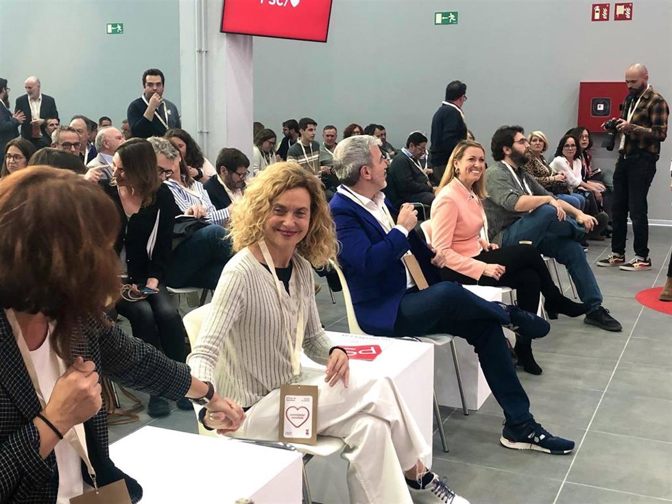 La presidenta del Congreso de los Diputados, Meritxell Batet, junto a la teniente de alcalde Laia Bonet, el alcaldable del PSC Jaume Collboni y la delegada del Gobierno en Catalunya, Maria Eugnia Gay.