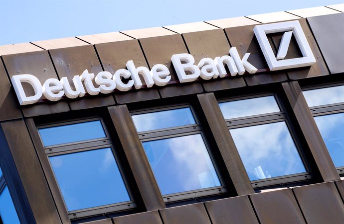 FILED - 24 April 2021, Lower Saxony, Oldenburg: The Deutsche Bank logo and lettering hang on a branch in the city center. Photo: Hauke-Christian Dittrich/dpa