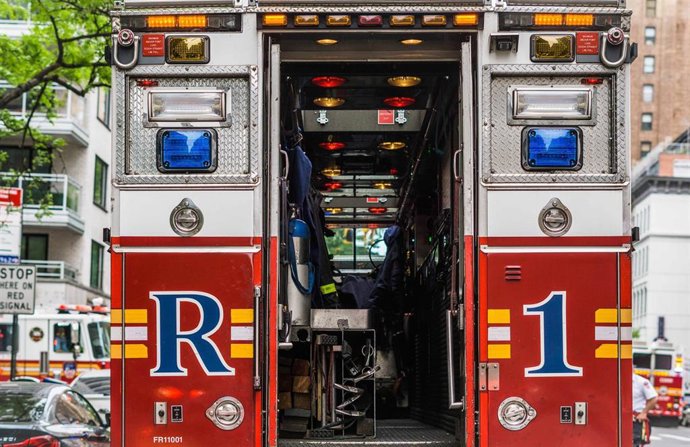 Archivo - Ambulancia en Estados Unidos