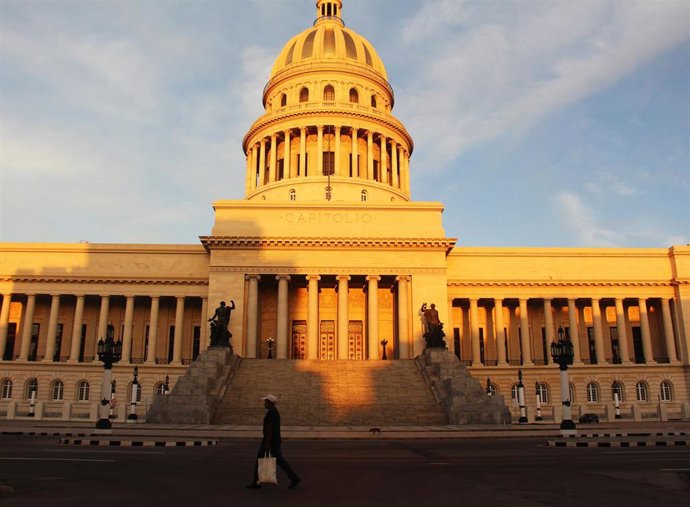 Archivo - Vista general de la Asamblea Nacional de Cuba, en La Habana
