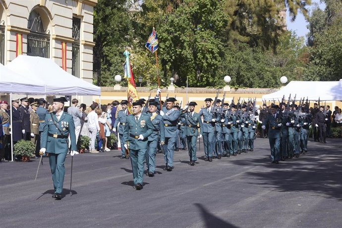 Archivo - Detalle del desfile durante el acto institucional con motivo de la celebración de la Patrona de la Guardia Civil, la Virgen del Pilar, a 12 de octubre de 2022 en Sevilla (Andalucía, España). (Foto de archivo).