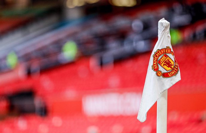 Archivo - Manchester United logo before the English championship Premier League football match between Manchester United and Leeds United on December 20, 2020 at Old Trafford in Manchester, England - Photo Simon Davies / ProSportsImages / DPPI