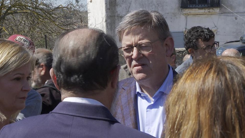 El incendio de Villanueva de Viver avanza con "gran voracidad"