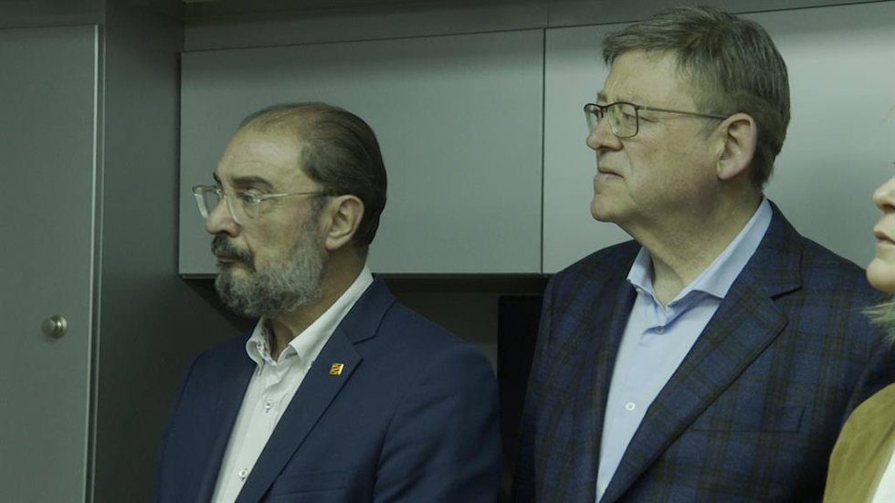 Lambán pide "paciencia y comprensión" a las personas desalojadas, unas 250 en Ar