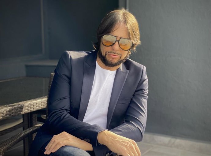 El bailaor y coreógrafo cordobés Joaquín Cortés posa para Europa Press en Barcelona