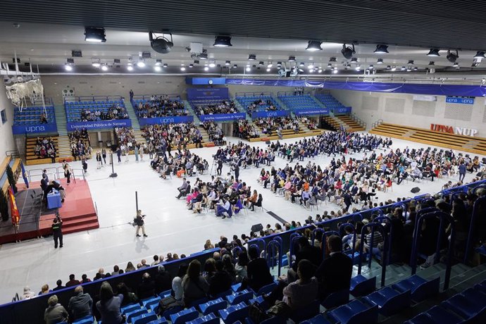 Un total de 343 estudiantes participan en el acto conjunto de graduación de másteres de la UPNA.