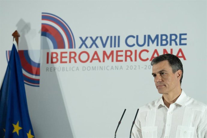 El presidente del Gobierno, Pedro Sánchez, en rueda de prensa al término de la Cumbre Iberoamericana en Santo Domingo