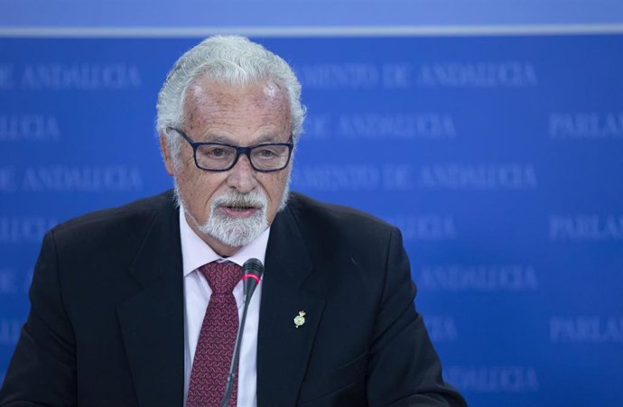 Archivo - El Defensor del Pueblo Andaluz, Jesús Maeztu, en foto de archivo