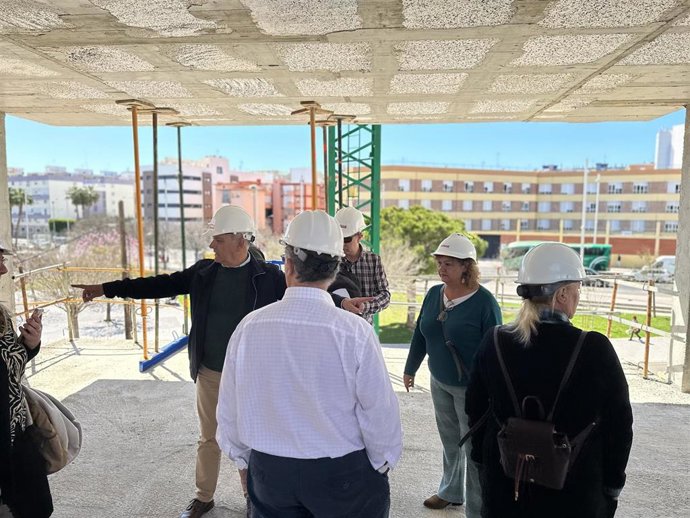 Obras de construcción de los alojamientos protegidos en régimen de alquiler promovidos por Procasa en la calle Setenil de las Bodegas