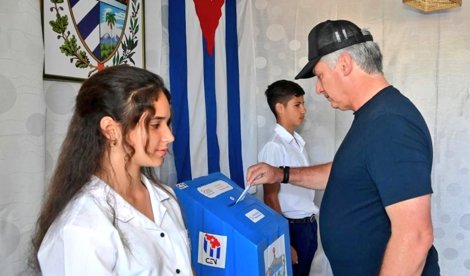 Política